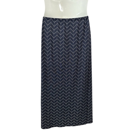 Tommy Hilfiger, Navy Blue Polka Dot Chevron Skirt, Small - Picture 6 of 8